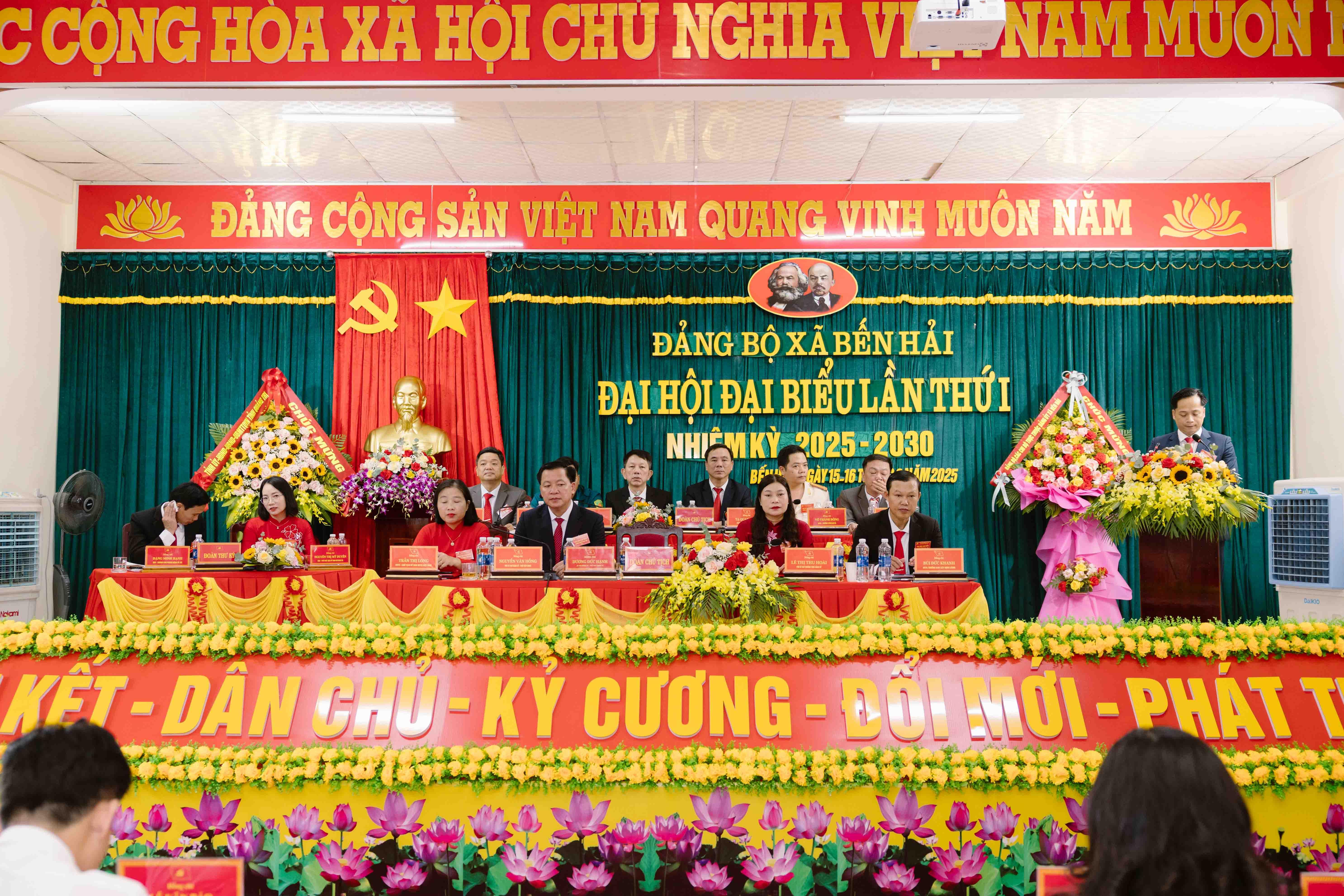 XÃ BẾN HẢI ĐỘT PHÁ VỀ KẾT CẤU HẠ TẦNG GIAO THÔNG ĐƯỜNG BỘ